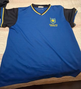 Camiseta manga corta Escola Arrels esperança t-14