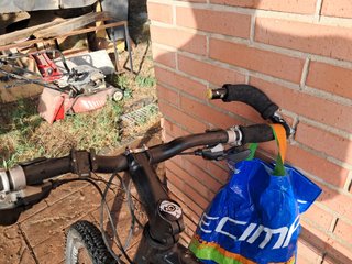 Bicicleta Canyon Nerver in alluminio con nuovi cambi