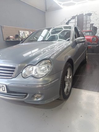 Mercedes-Benz Clase C 2007