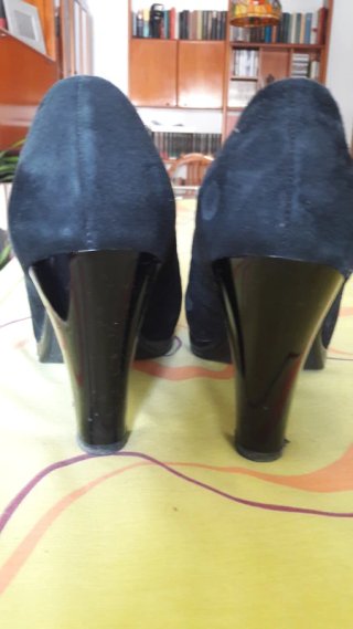 Zapatos de tacón Ara ante negro