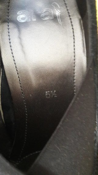 Zapatos de tacón Ara ante negro