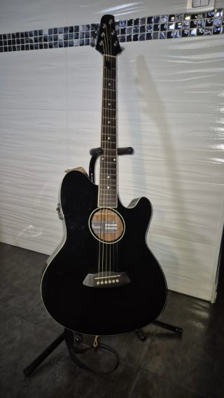 Guitarra Acústica Azul. Casi Nueva