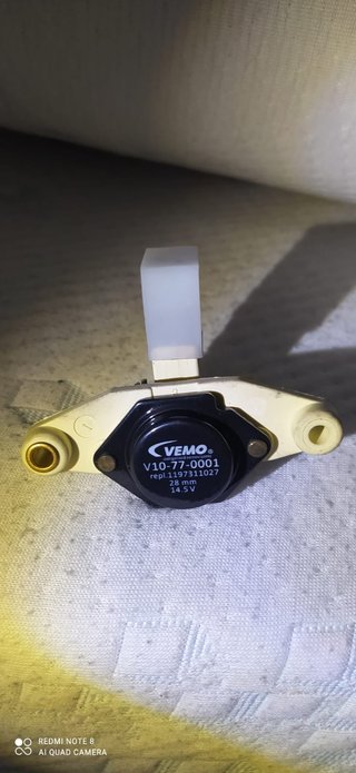 Regulador VEMO V10-77-0001