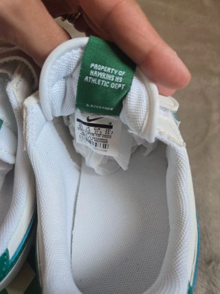 Nike Cortez Blancas y Verdes T. 37.5