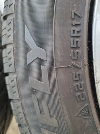Llantas 17 Audi con neumáticos.