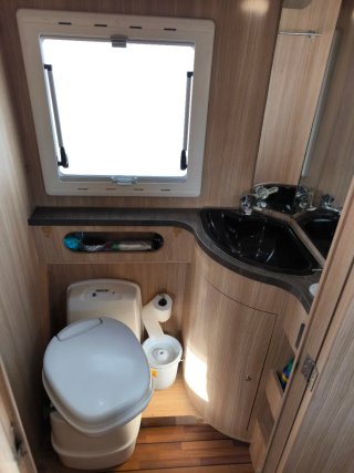 Autocaravana perfilada camas gemelas!
