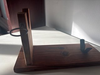Jamonera de madera y metal