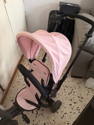 Triciclo SmarTrike rosa para niña