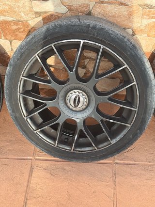 Llantas Team Dynamic Motorsport