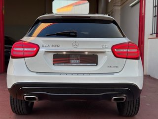 Mercedes-Benz GLA 2015
