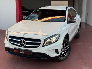 Mercedes-Benz GLA 2015