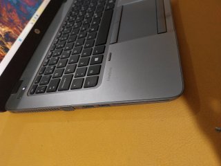 HP Laptop SSD i5