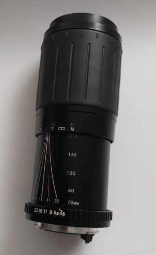 Pentax K 70-210mm f/4.5-5.6 MC Macro Lens