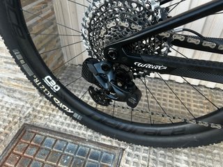 Bicicleta Wilier Urta SLR AXS