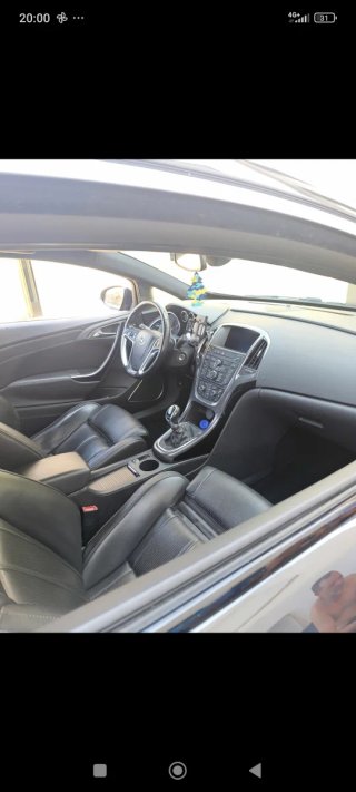 Opel Astra 2012 motor roto