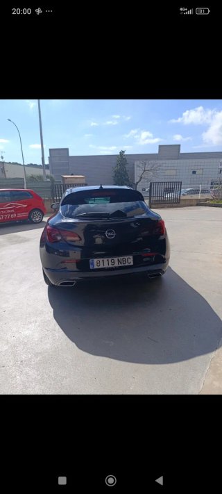 Opel Astra 2012 motor roto