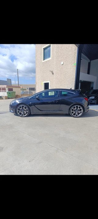 Opel Astra 2012 motor roto