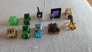 Figuras Minecraft Kinder Joy