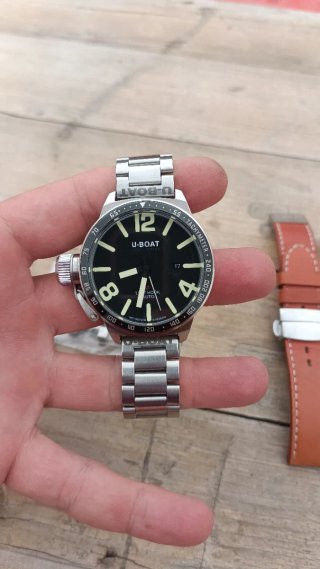 U-BOAT LEFT HOOK AUTO CLASSICO Reloj Automático
