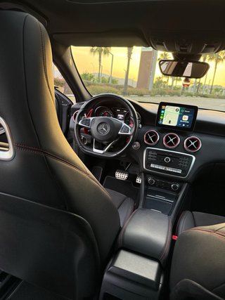 Mercedes A180d AMG Line Auto 85.000 km