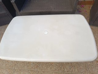 Mesa y 4 Sillas de Jardín Blancas