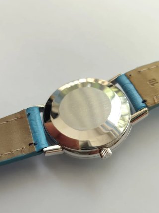 Omega Geneve Automático con Fecha