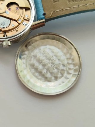 Omega Geneve Automático con Fecha