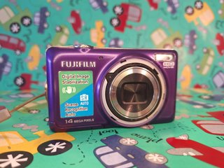 Cámara Digital Fujifilm Morada 14MP