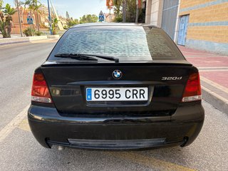 BMW Compac  2004