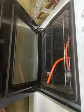 Cocina de gas butano blanca