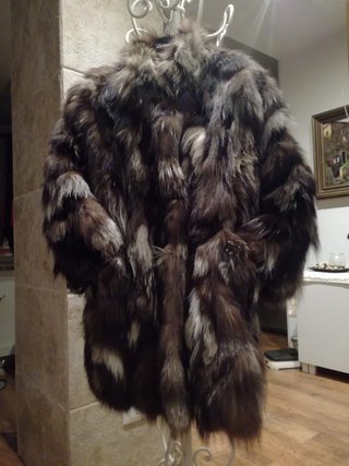 ELEGANTE PELLICCIA IN PANCE DI VOLPE