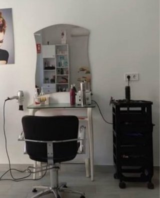 Mobiliarios de peluquería.