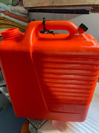 Garrafa combustible homologada 20L+caña vertedor