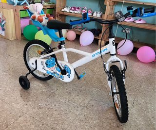 Bicicleta B'Twin 14 casi nueva + extras