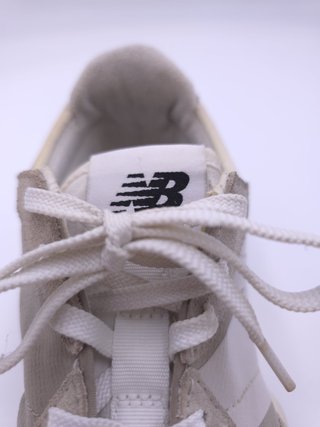 New Balance Beige/Gris Zapatillas Deportivas