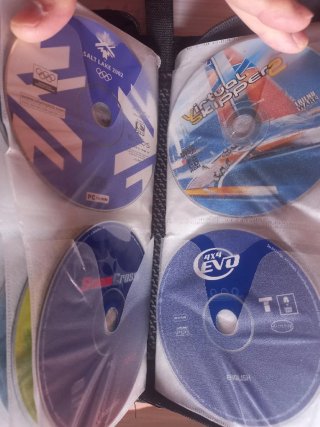 Juegos PC NASCAR, MotoGP, Race Driver..........
