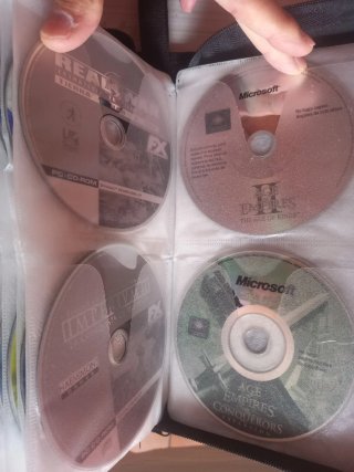 Juegos PC NASCAR, MotoGP, Race Driver..........