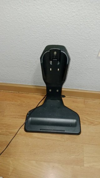 Aspiradora escoba Ufesa Practika