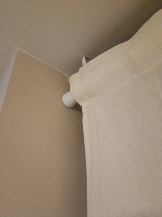 Cortina beige de tela