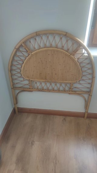 Cabecero de bambú estilo ratán