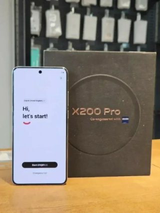 VIVO X200 PRO 512GB 16GB RAM TITANIUM