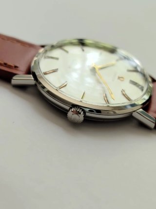 Reloj Vintage Omega Genève Cal. 601 (Ref. 131.019)