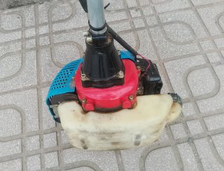Desbrozadora de gasolina