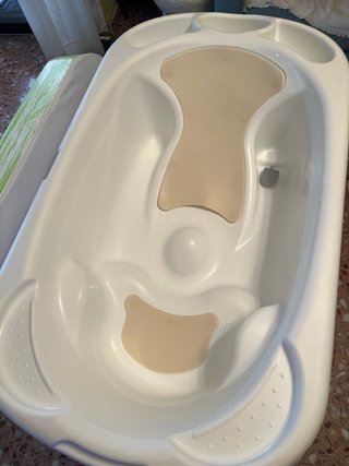 Cambiador bebé con bañera