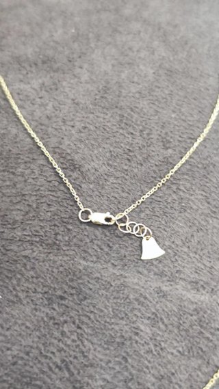 Collar oro de chica nuevo.