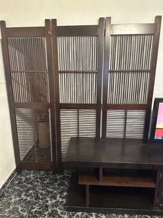 Separador de ambientes de madera