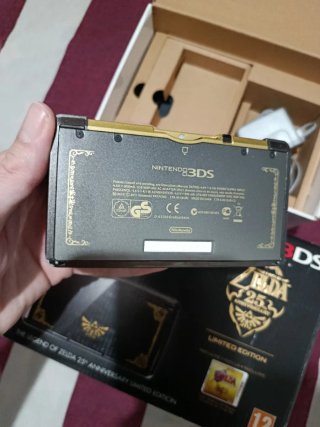 Nintendo 3DS Edizione Limitata Zelda 25° Anniversario