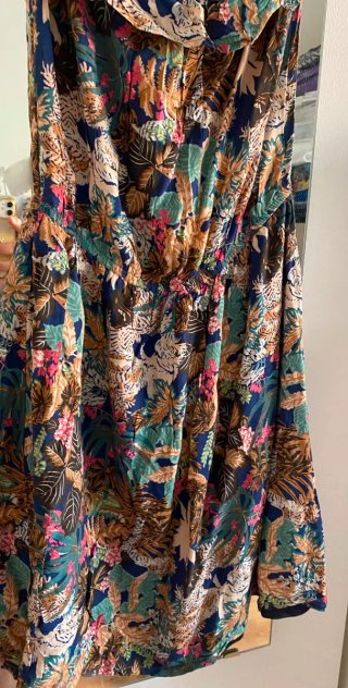 Vestido mini sin tirantes estampado