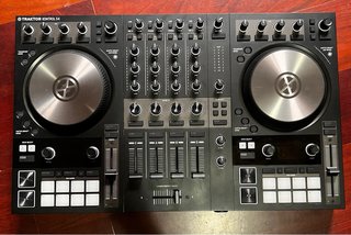 Traktor S4 MK3 + Maleta UDG