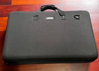 Traktor S4 MK3 + Maleta UDG